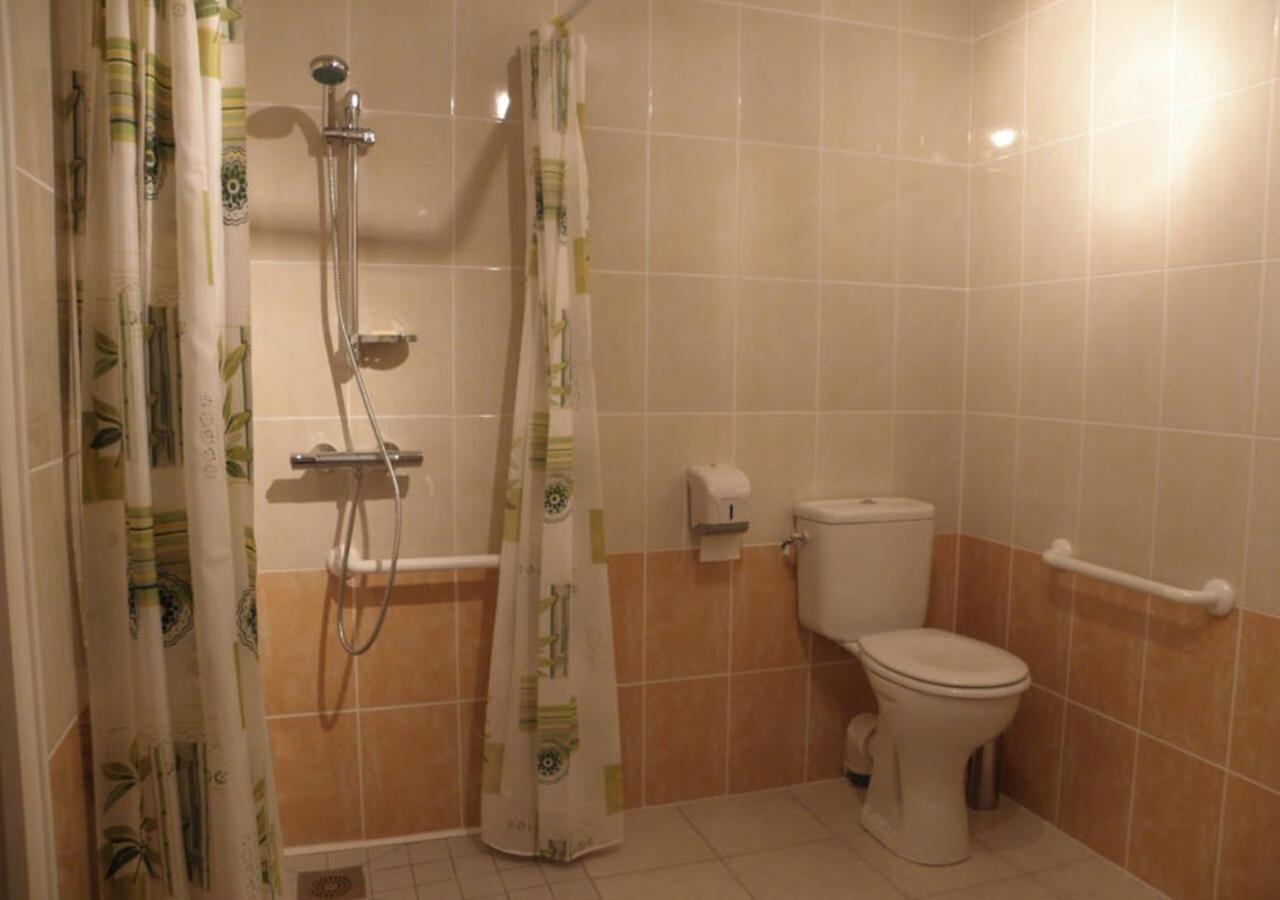 Hotel Le Logis Du Livier Saint-Georges-sur-Layon Pokoj fotografie